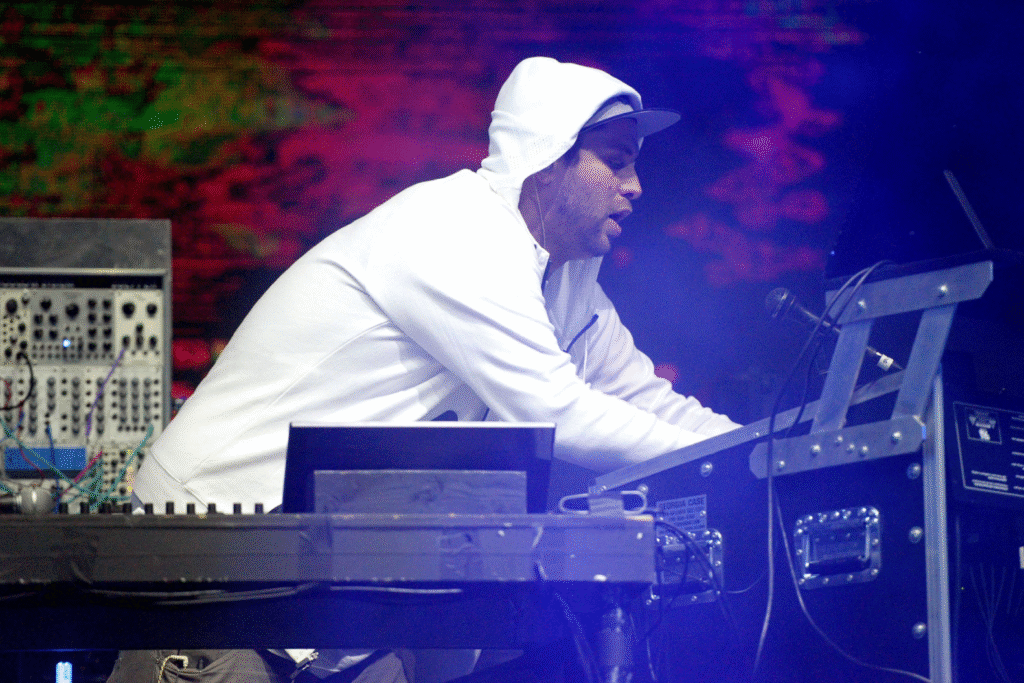 Pretty Lights New Album Trip Thru Time Fantastic photo